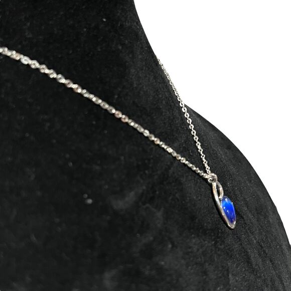 Vintage Silver-Tone Swirl Pendant Necklace – Blue Cabochon Stone - Picture 6 of 9